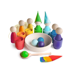Große Regenbogen Steckpuppen und Bälle in Tassen Montessori Spielzeug ab 3 Jahre + Waldorf Puppen Sensorik Holzspiele zum Farben Lernen