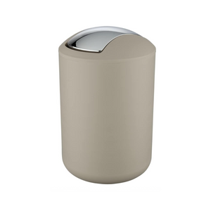 WENKO Kosmetikeimer Mod. Brasil L, 6,5 Liter Bad-Mülleimer mit Schwingdeckel, aus bruchsicherem Kunststoff, BPA-frei, Taupe