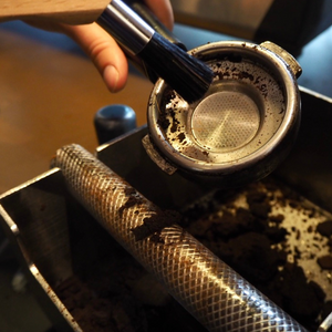 Espressopinsel mit festen Borsten, Griff ca 13 cm lang Moodbild