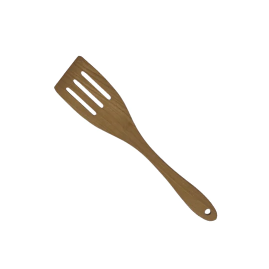 Pfannenwender mit Schlitzen aus Kirschholz, gebogen (32 cm)