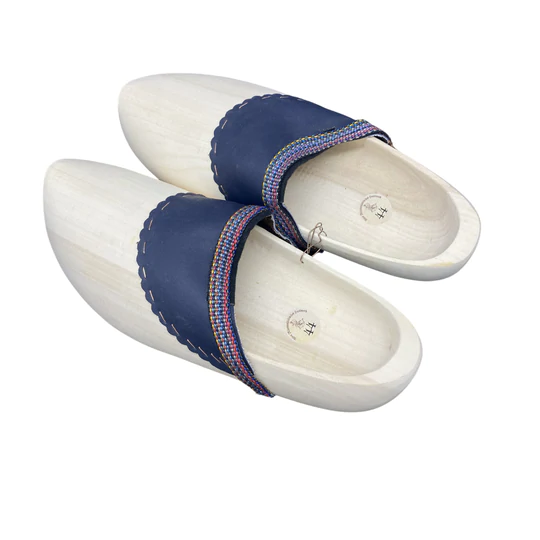 Traditionelle Holzschuhe für Erwachsene