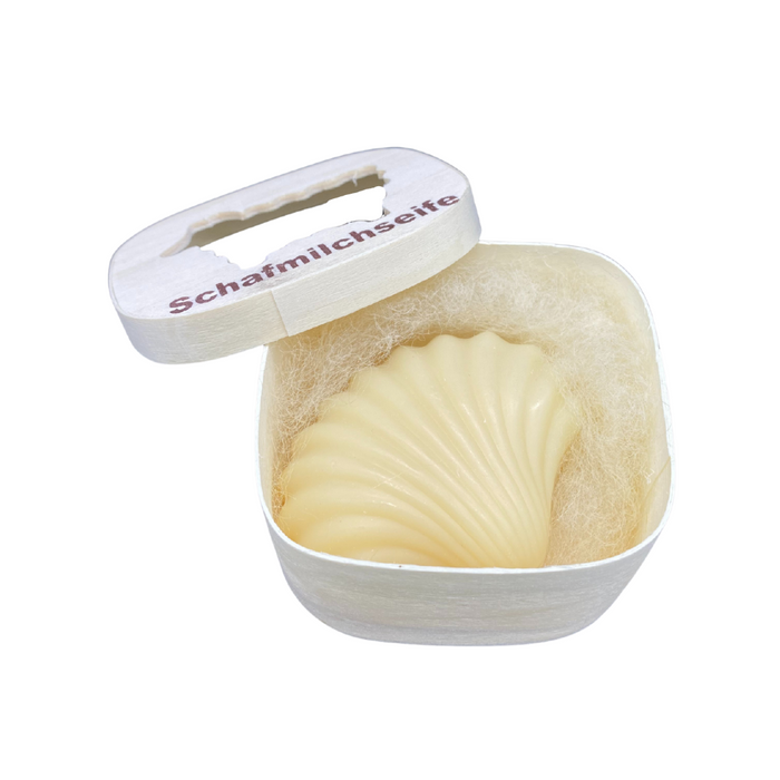 Schafmilchseife "Muschel" weiß, in Holzdose, cosmos organic zertifiziert, 80g